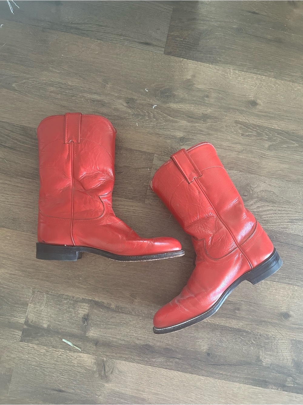 Justin Red Leather Women’s Cowboy Boots